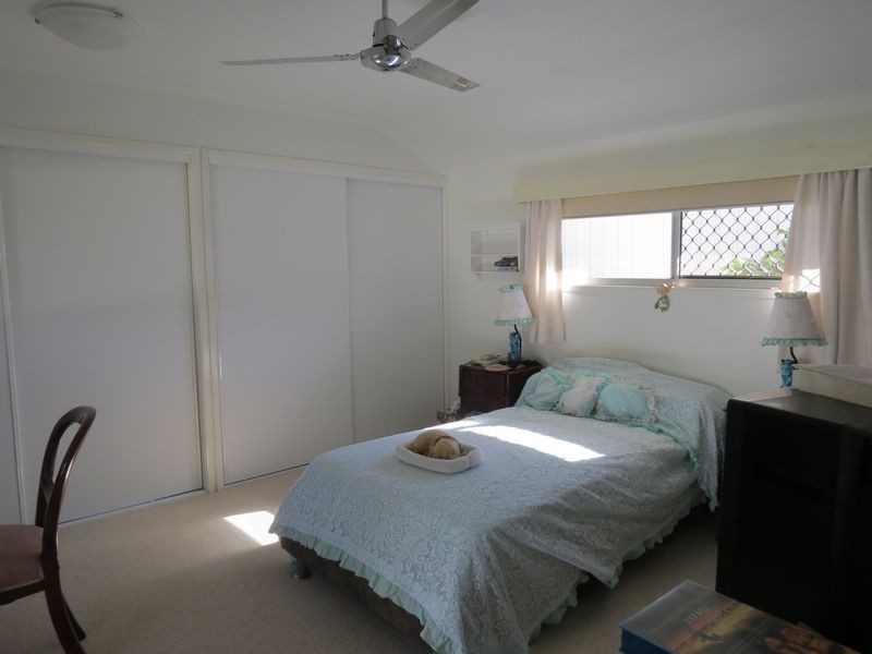 41 Kent Street, Urangan QLD 4655