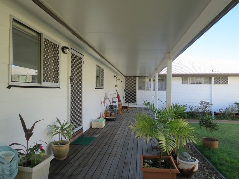 41 Kent Street, Urangan QLD 4655