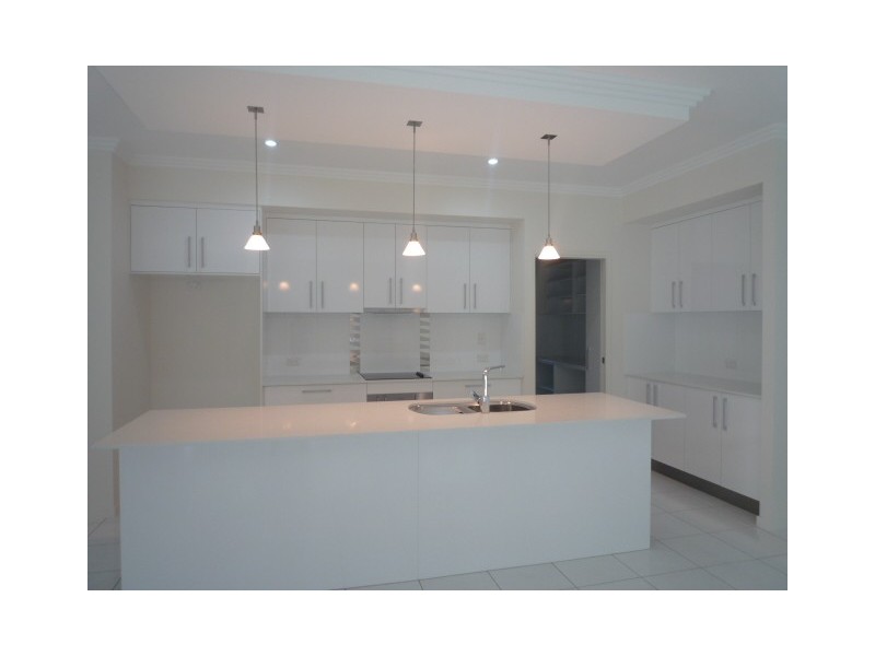 14 Morinda Way, Urraween QLD 4655