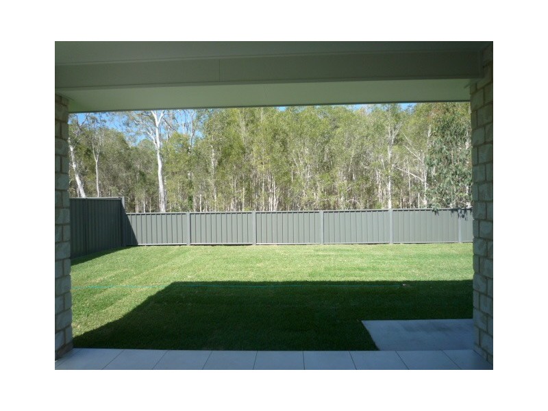 14 Morinda Way, Urraween QLD 4655