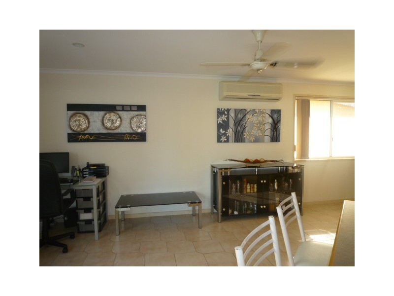 52 Bowerbird Ave, Eli Waters QLD 4655