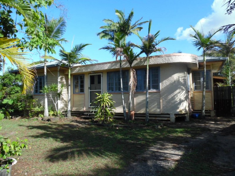17 Cunningham Street, Torquay QLD 4655