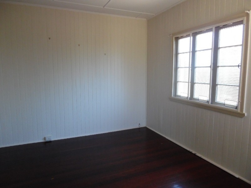 17 Cunningham Street, Torquay QLD 4655
