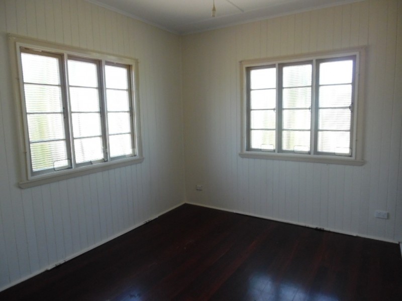 17 Cunningham Street, Torquay QLD 4655