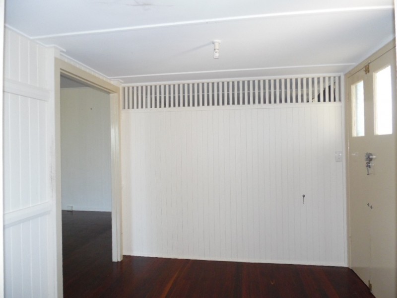 17 Cunningham Street, Torquay QLD 4655