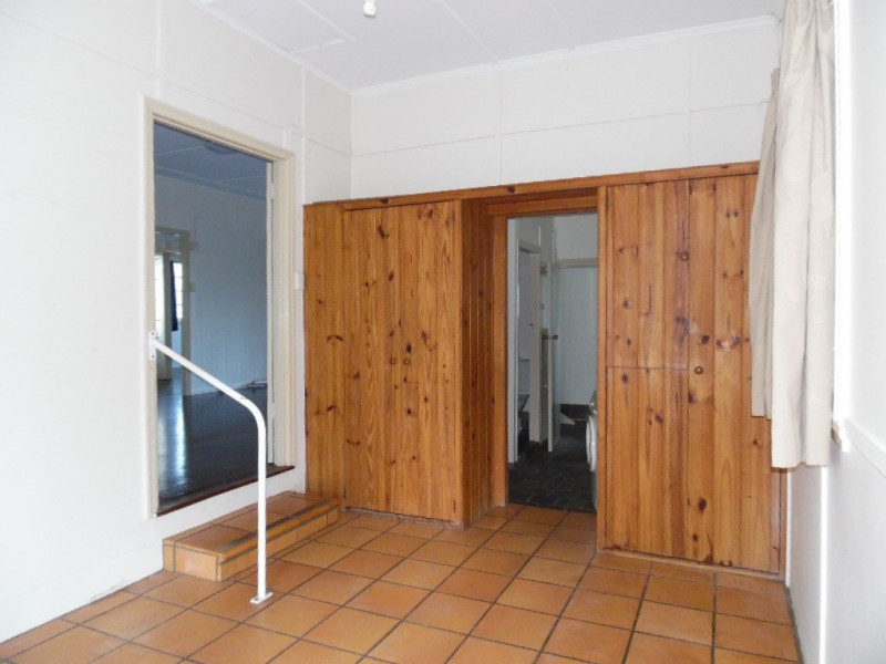 17 Cunningham Street, Torquay QLD 4655