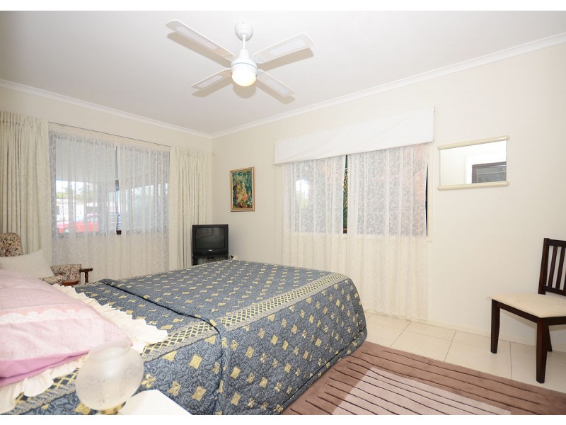 104 Murphy Street, Point Vernon QLD 4655