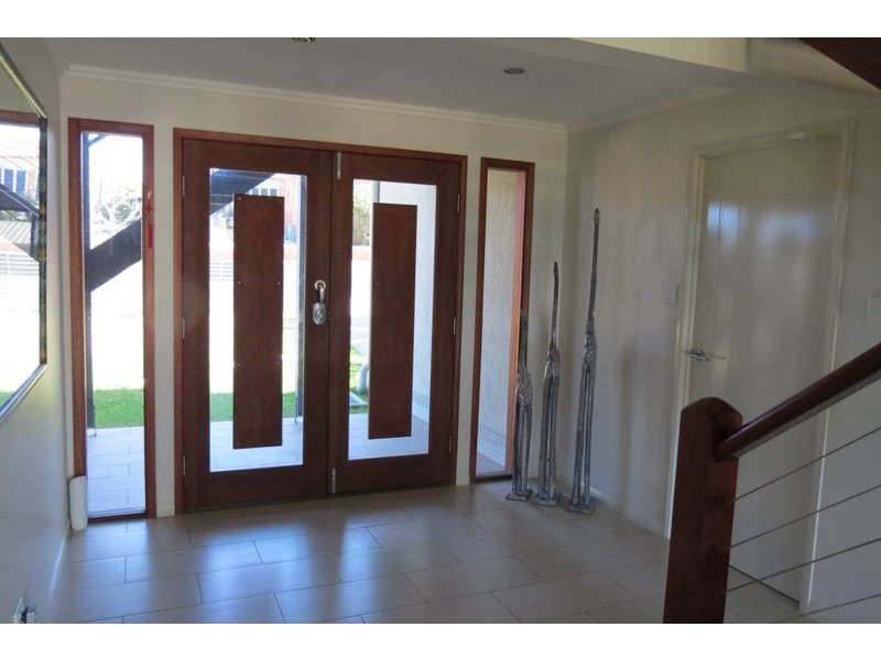 29 Mary Street, Scarness QLD 4655