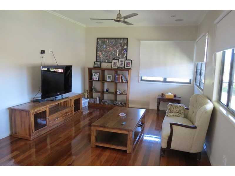 29 Mary Street, Scarness QLD 4655