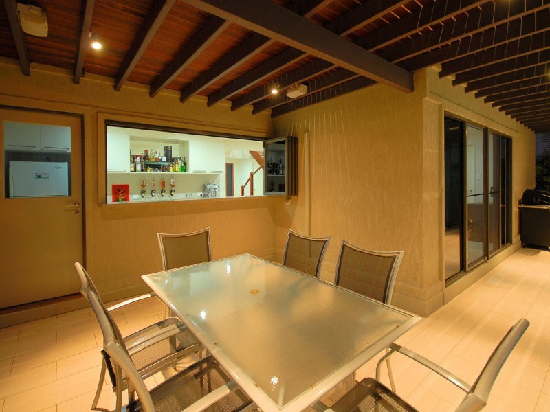 29 Mary Street, Scarness QLD 4655