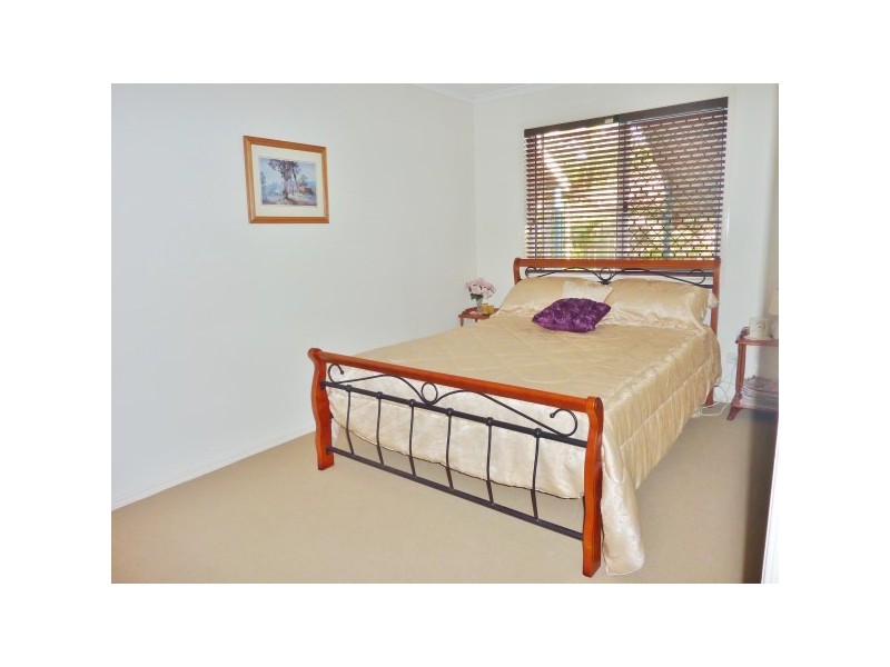 64 North Street, Point Vernon QLD 4655