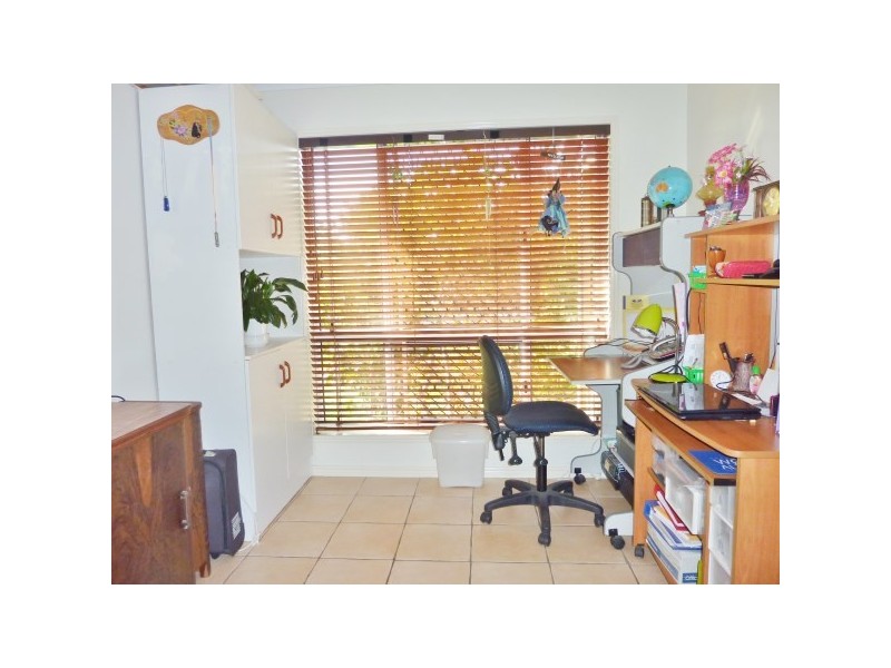 64 North Street, Point Vernon QLD 4655