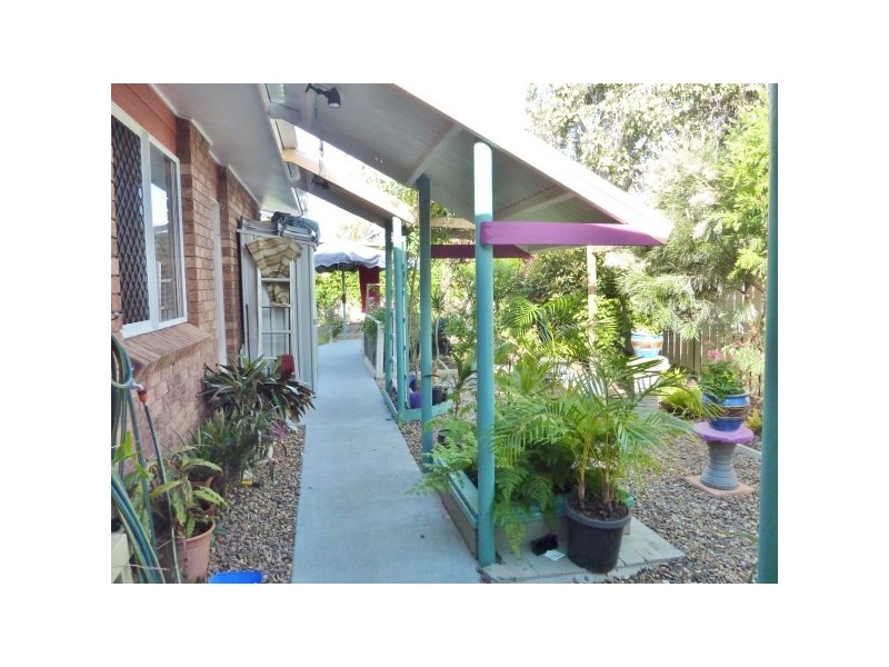 64 North Street, Point Vernon QLD 4655