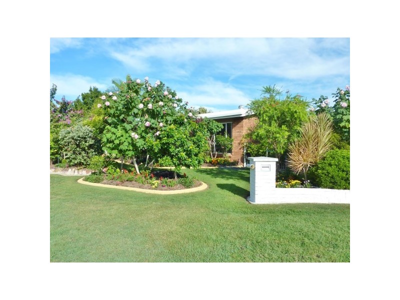 64 North Street, Point Vernon QLD 4655