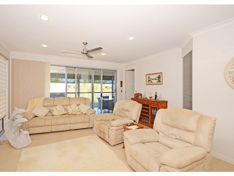 4 Morinda Way, Urraween QLD 4655