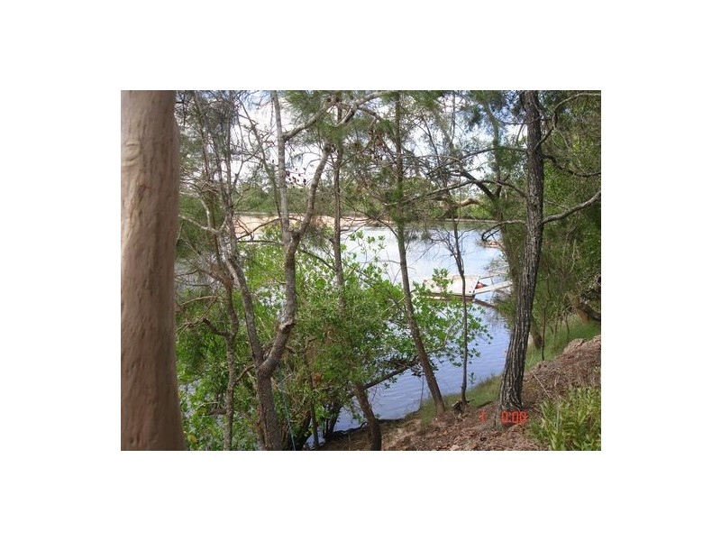 8 Jacqueline Drive, Pacific Haven QLD 4659
