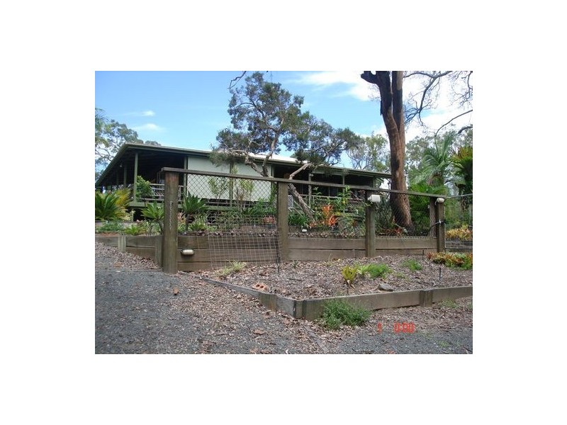 8 Jacqueline Drive, Pacific Haven QLD 4659