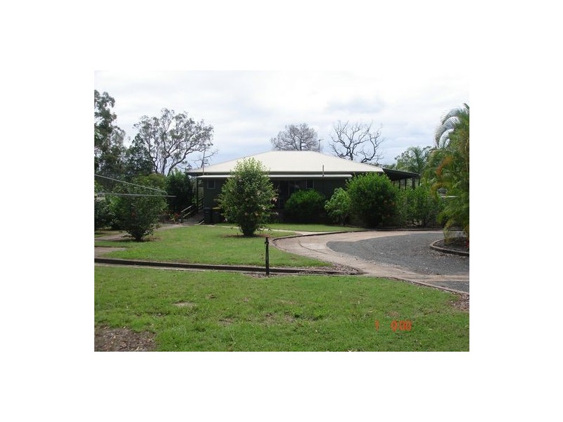 8 Jacqueline Drive, Pacific Haven QLD 4659