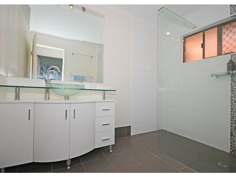 50 Frangipanni Avenue, Kawungan QLD 4655