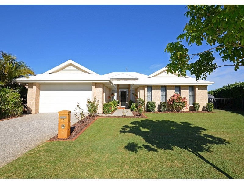 13 Fulmar Court, Burrum Heads QLD 4659