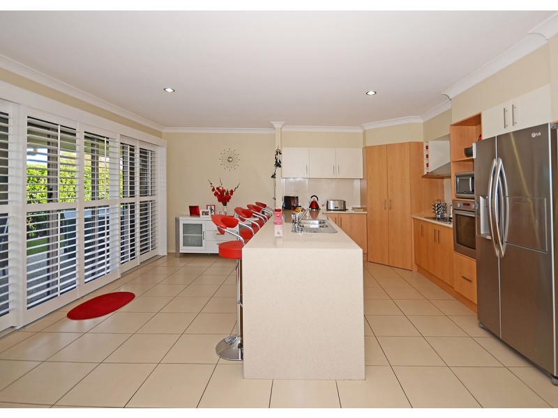 13 Fulmar Court, Burrum Heads QLD 4659