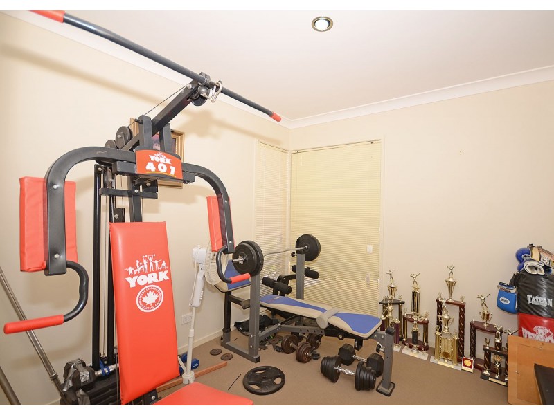 13 Fulmar Court, Burrum Heads QLD 4659