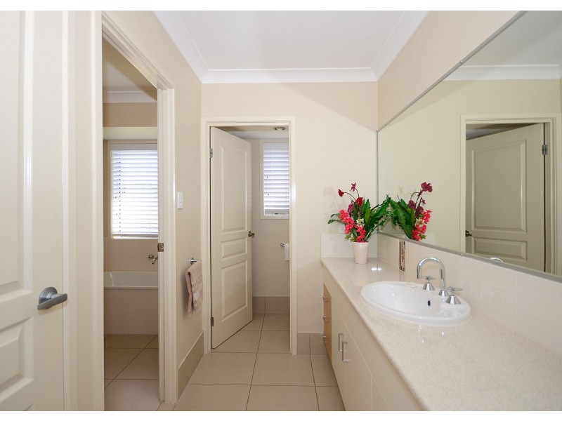 13 Fulmar Court, Burrum Heads QLD 4659