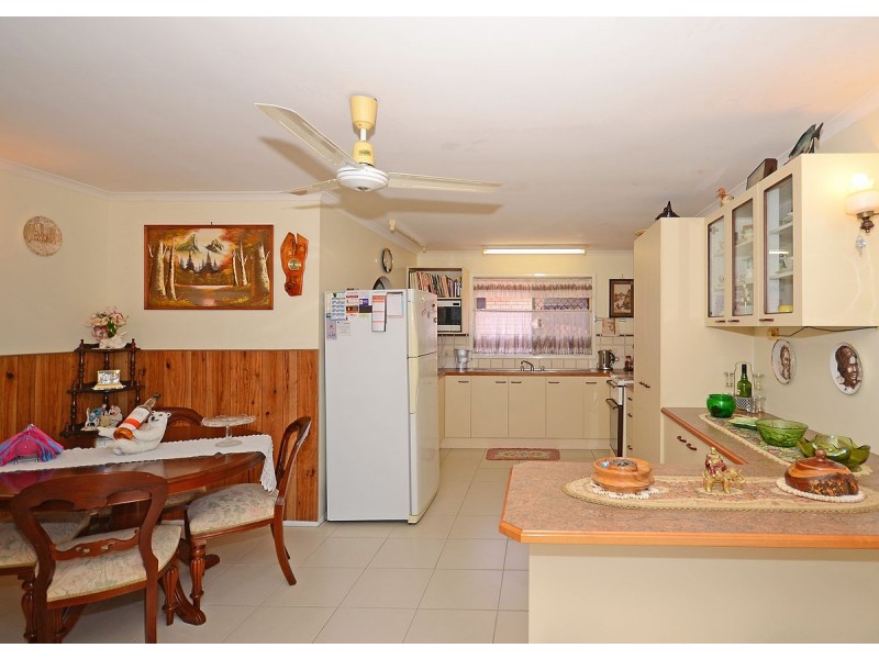 15 Greenway Drive, Pialba QLD 4655