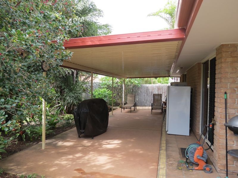 24 Jonwest Close, Torquay QLD 4655