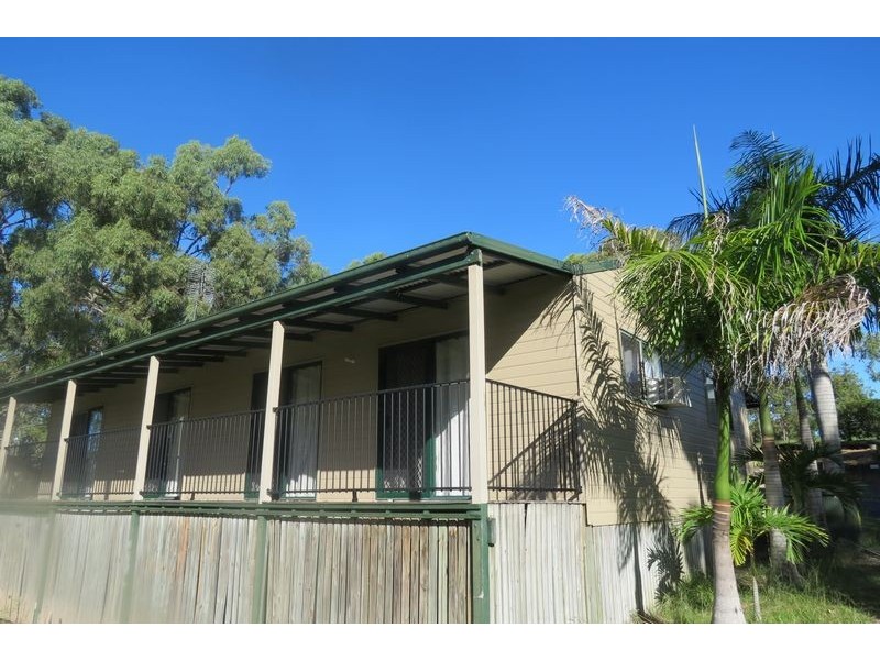 22/415 Boat Harbour Drive, Torquay QLD 4655