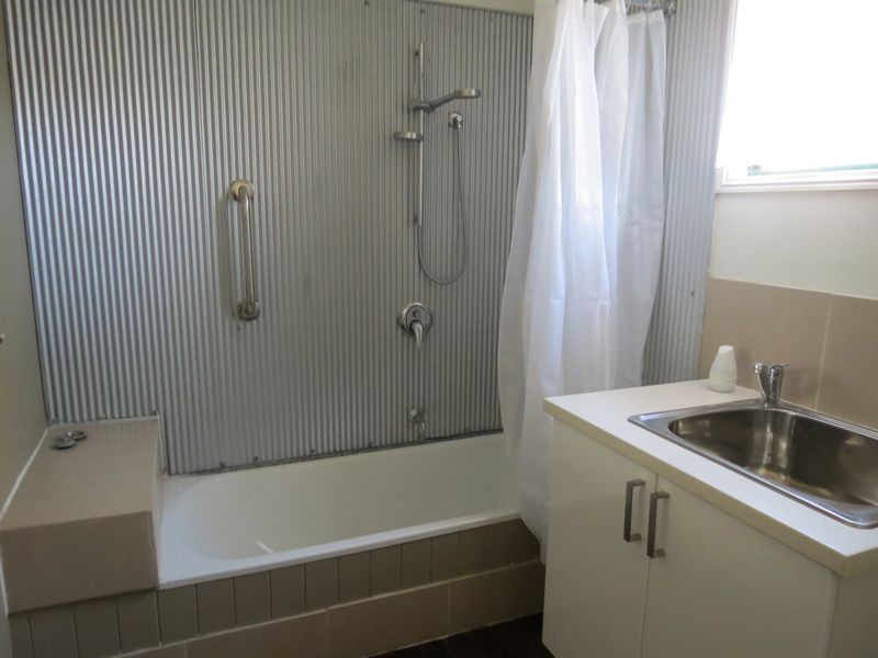 22/415 Boat Harbour Drive, Torquay QLD 4655