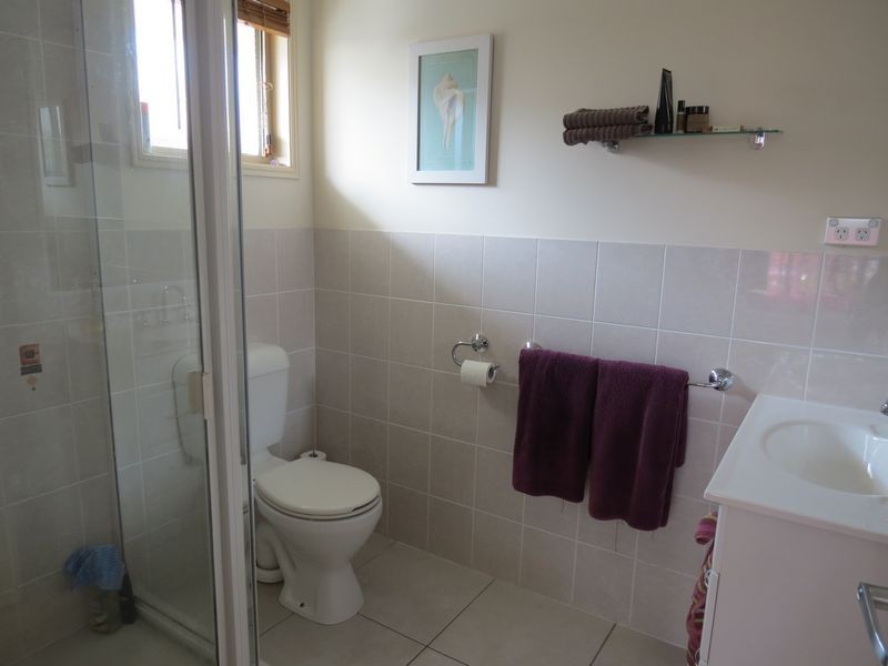 72 Endeavour Way, Eli Waters QLD 4655