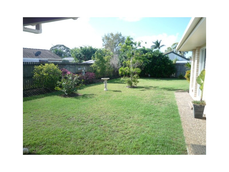 12 Lido Parade, Urangan QLD 4655