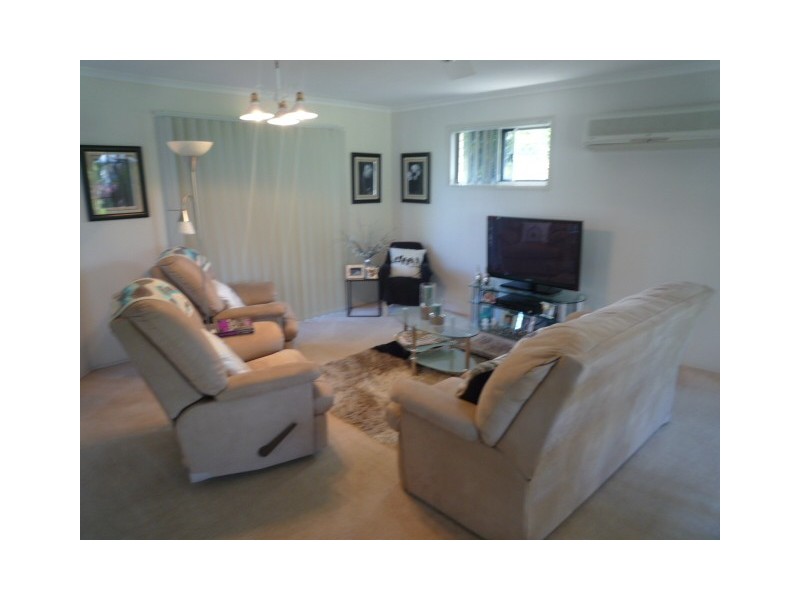 12 Lido Parade, Urangan QLD 4655