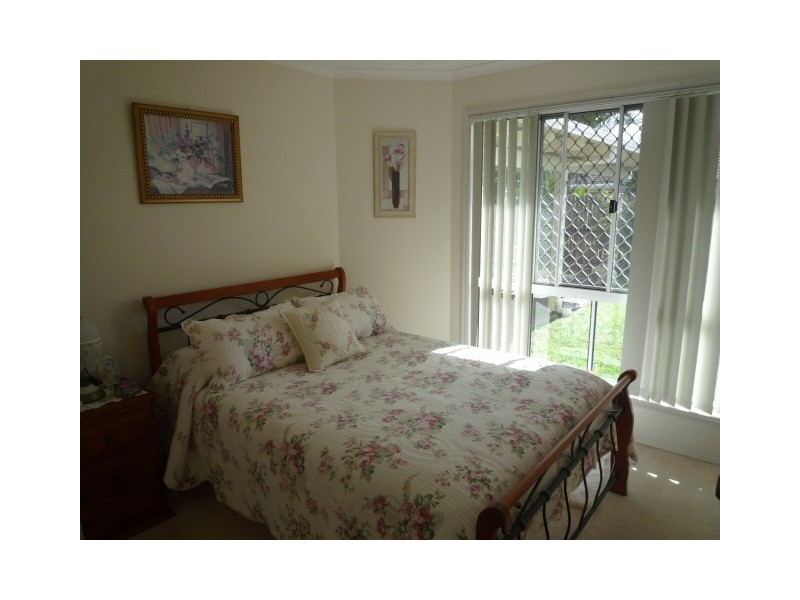 12 Lido Parade, Urangan QLD 4655