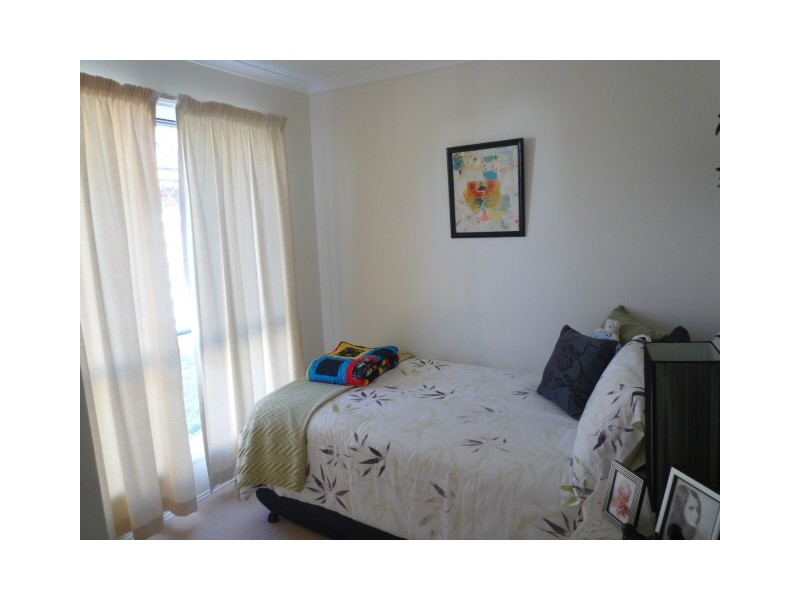 12 Lido Parade, Urangan QLD 4655