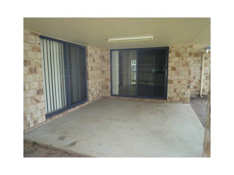 6 Stringybark Drive, Urangan QLD 4655