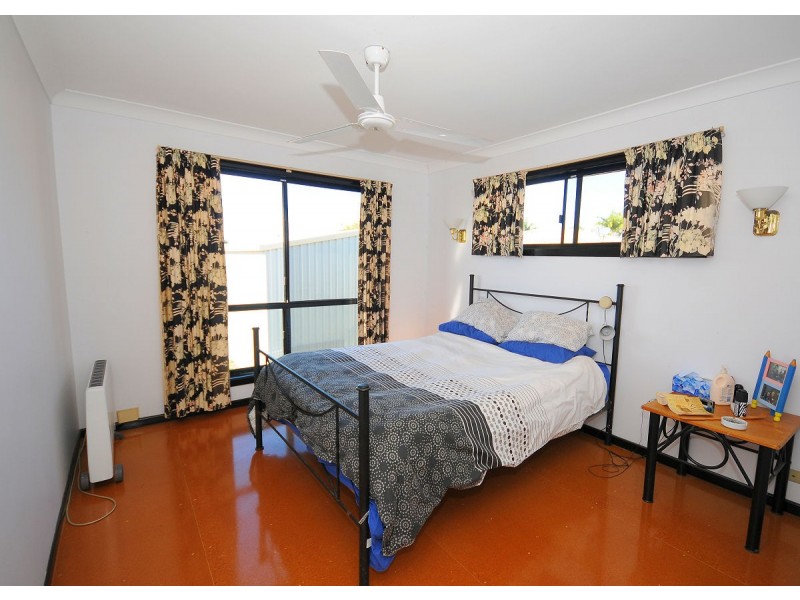 8 Jacaranda Drive, Torquay QLD 4655