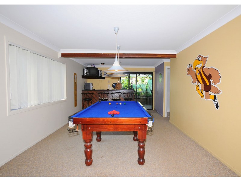 8 Jacaranda Drive, Torquay QLD 4655