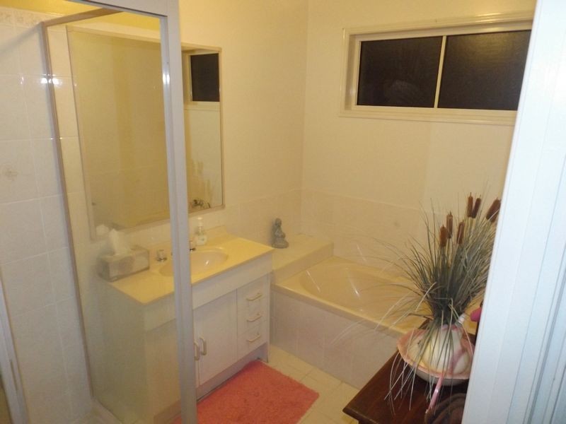 15 Merlin Drive, Urangan QLD 4655