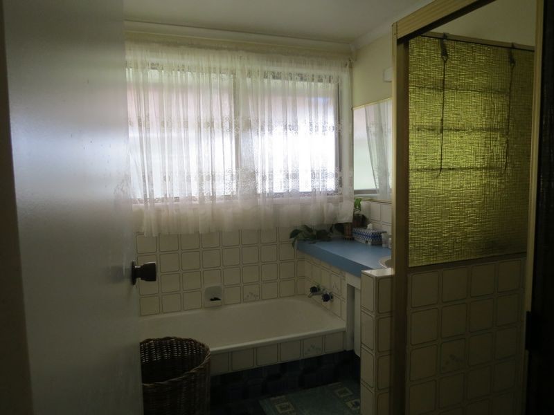 3 Eddie Court, Point Vernon QLD 4655