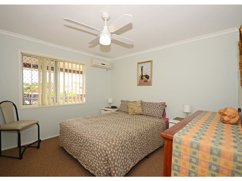 69 Hibiscus Street, Urangan QLD 4655