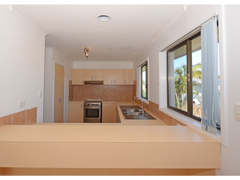 25 Oleander Avenue, Kawungan QLD 4655