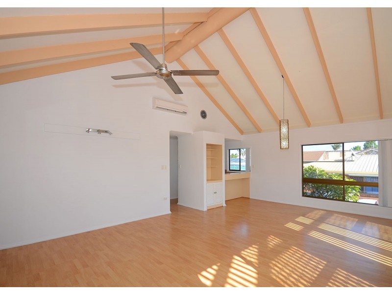 25 Oleander Avenue, Kawungan QLD 4655