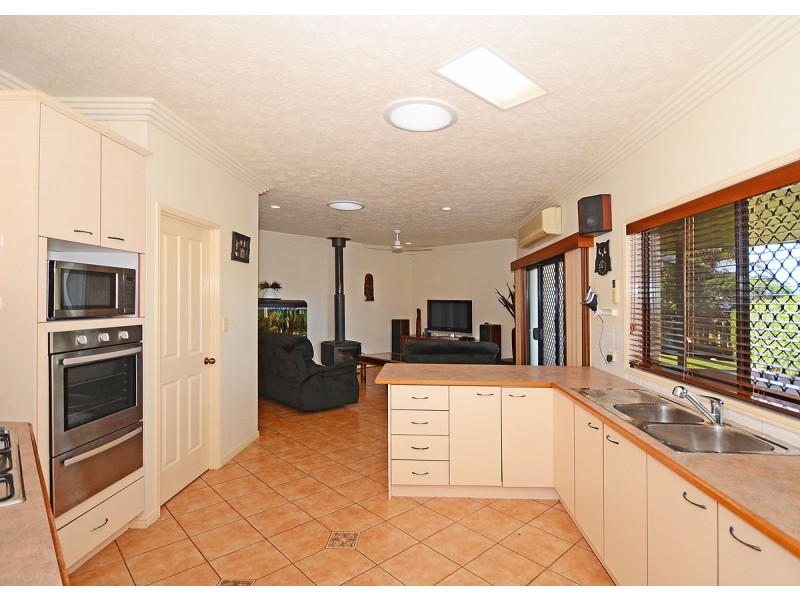 80 Caddy Avenue, Urraween QLD 4655