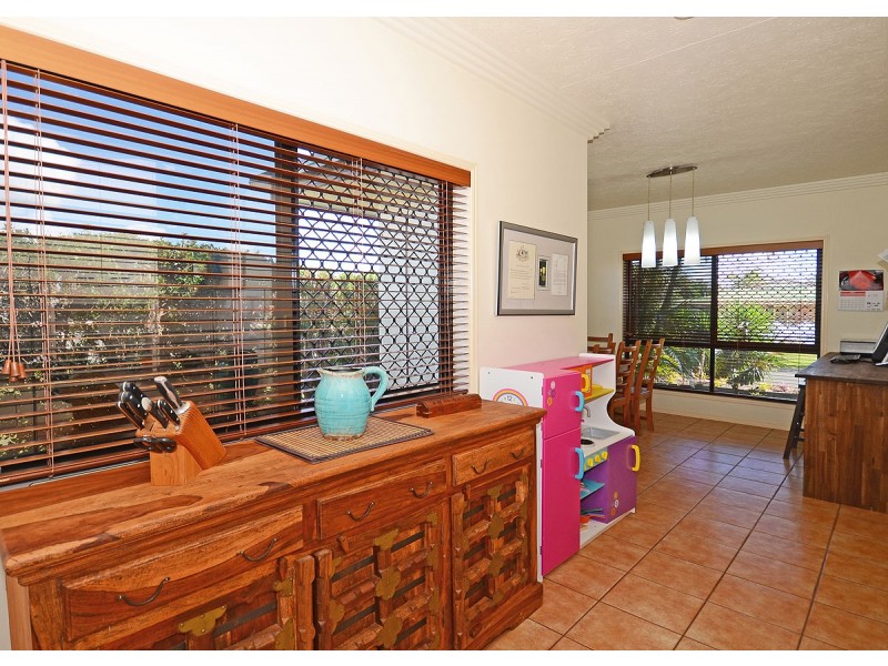 80 Caddy Avenue, Urraween QLD 4655