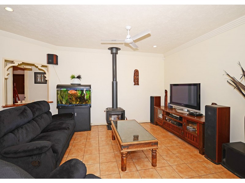 80 Caddy Avenue, Urraween QLD 4655