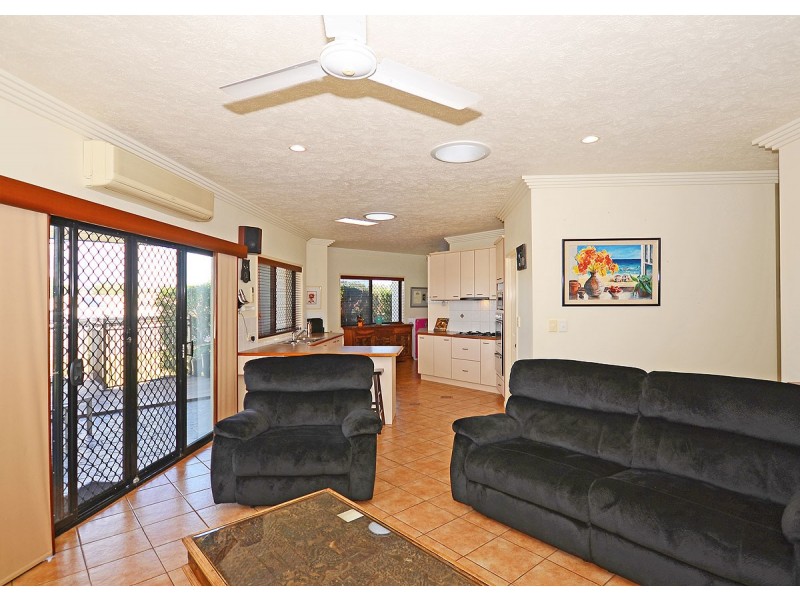 80 Caddy Avenue, Urraween QLD 4655