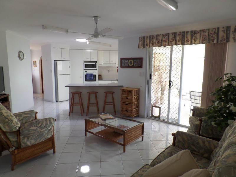 127 Ibis Blvd, Eli Waters QLD 4655