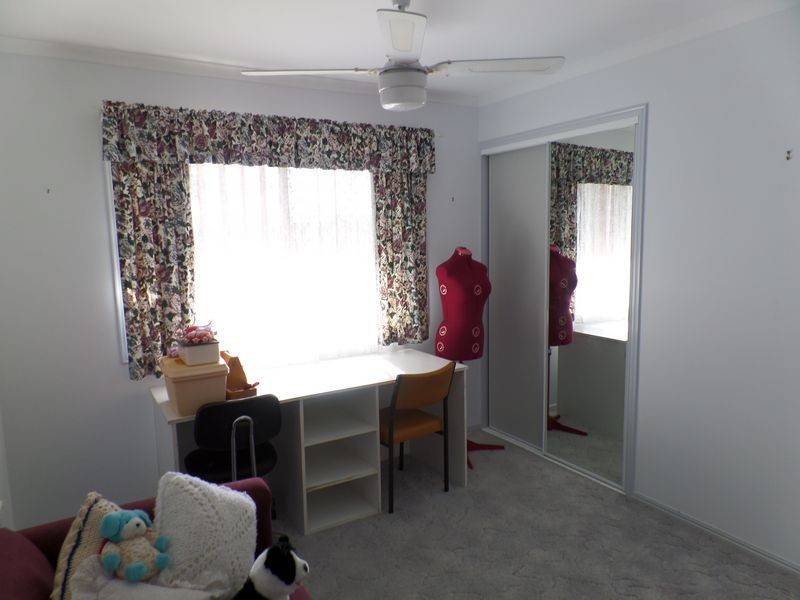 127 Ibis Blvd, Eli Waters QLD 4655